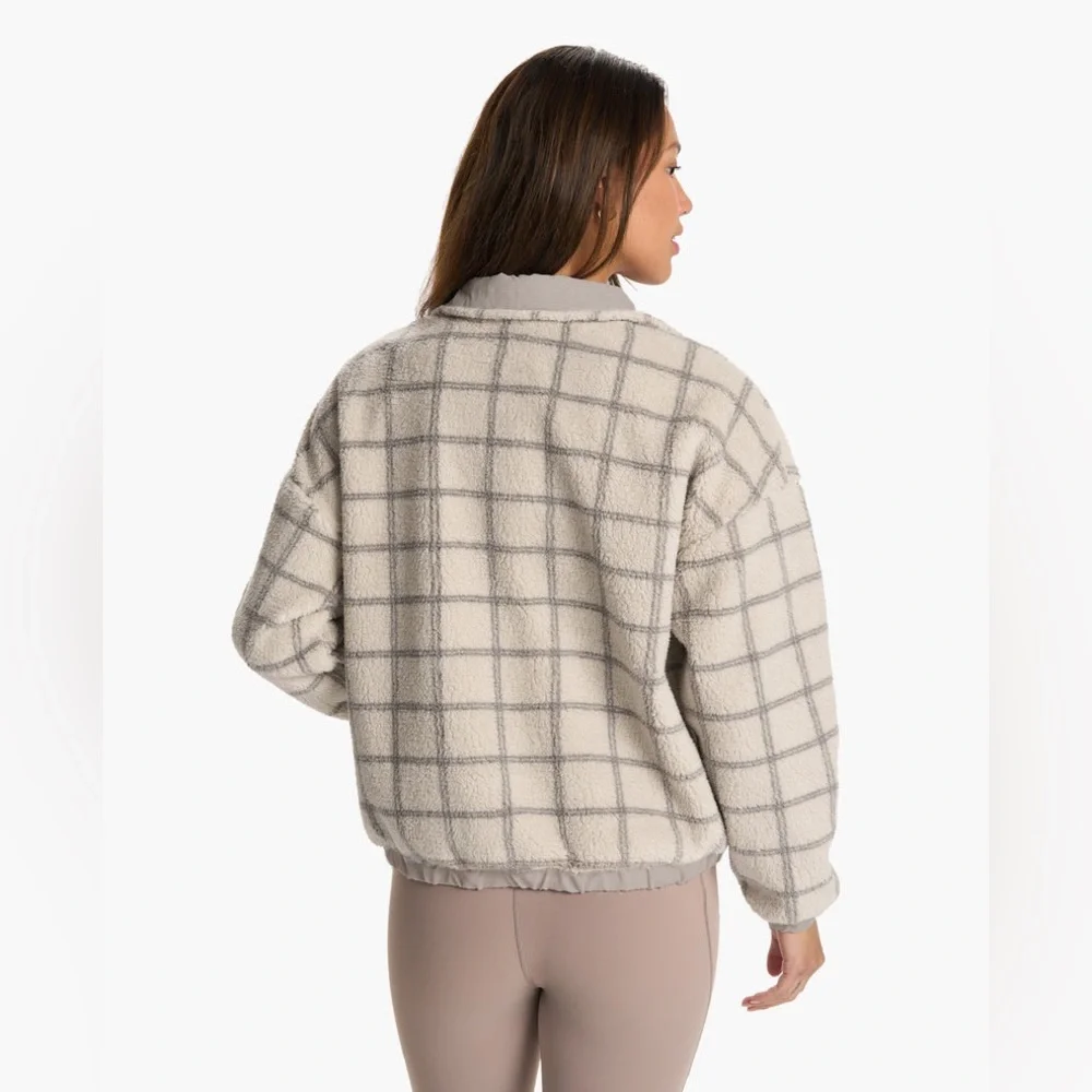 NWT Vuori Plaid Cozy Sherpa Women's Full Zip Jacket in Suede Windowpane - Picture 3 of 10